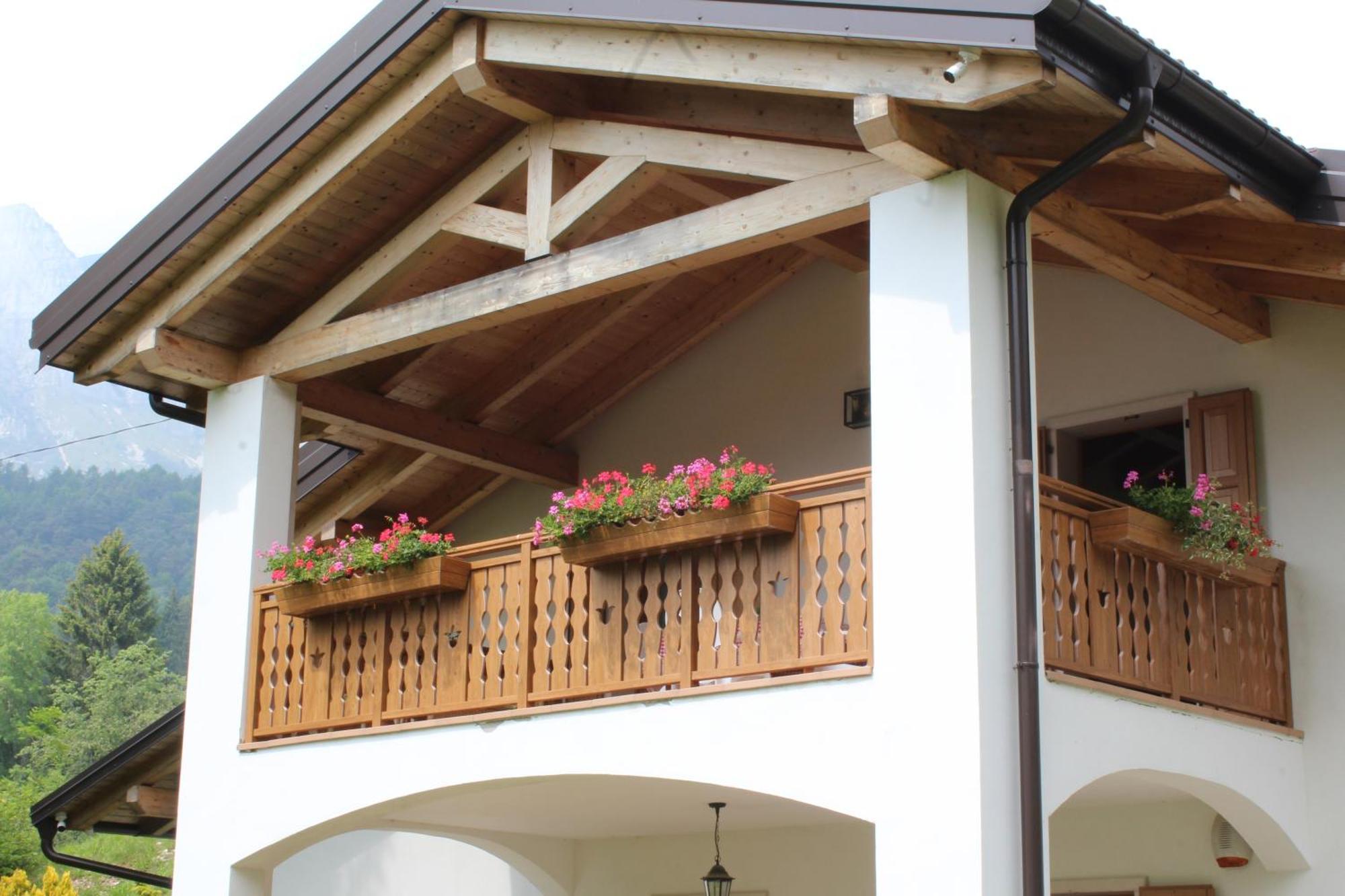 Appartamento Vacanze Bordala Ronzo-Chienis Ngoại thất bức ảnh